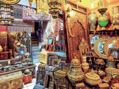 Help craftsmen in marrakech