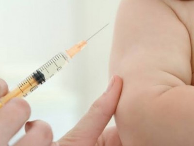 Baby vacination