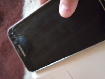 Help me repair my moms phone