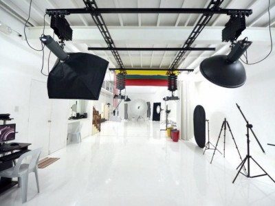 Help create modern photo studio for all ages